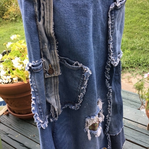 Boho up-cycled denim patch distressed jean maxi skirt / Lee 16 adjustabl… - Picture 4 of 13